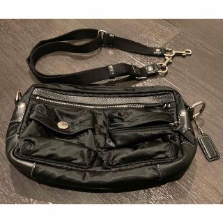 コーチ(COACH)のコーチ  ショルダーバッグ 黒 (内側は水色)(ショルダーバッグ)