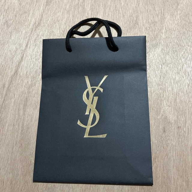 Yves Saint Laurent(イヴサンローラン)のYves Saint Laurent ショッパー レディースのバッグ(ショップ袋)の商品写真