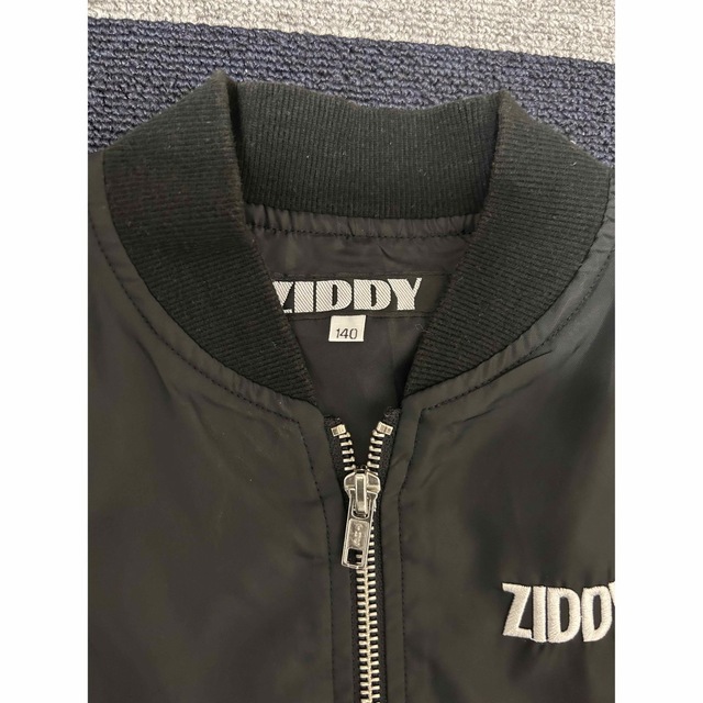 ZIDDY(ジディー)の【新品未使用】ブルゾン ブラック オシャレ 140 キッズ/ベビー/マタニティのキッズ服女の子用(90cm~)(ジャケット/上着)の商品写真