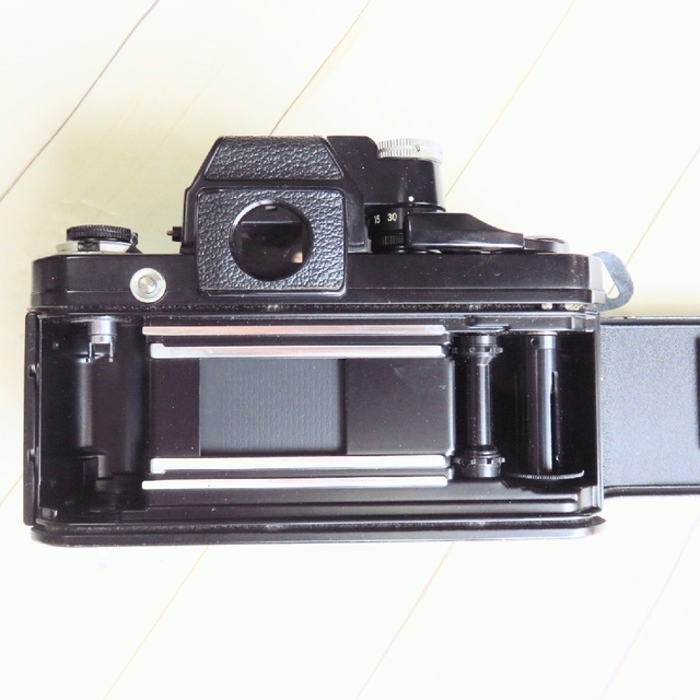 Nikon(ニコン)のNikon F2フォトミック 黒ボディ(やや難あり) スマホ/家電/カメラのカメラ(フィルムカメラ)の商品写真