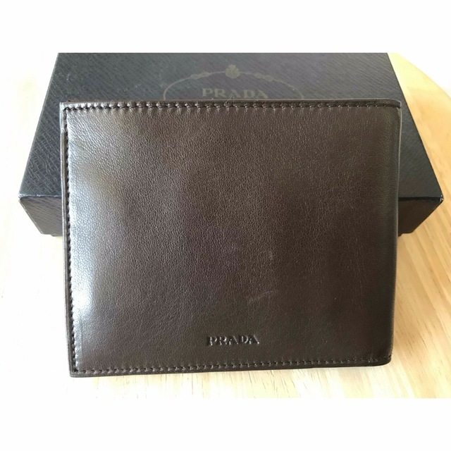 10/30まで値下げ　PRADA プラダ　美品　2つ折り財布