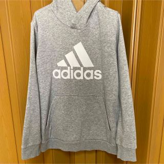 アディダス(adidas)のadidas トレーナー　パーカー　140(Tシャツ/カットソー)