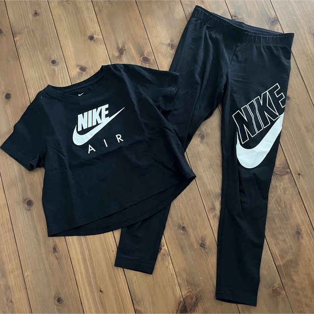 NIKE NIKE キッズ ショート丈Tシャツ レギンス セット Mサイズ 140くらいの通販 by sao☆'s shop｜ナイキならラクマ