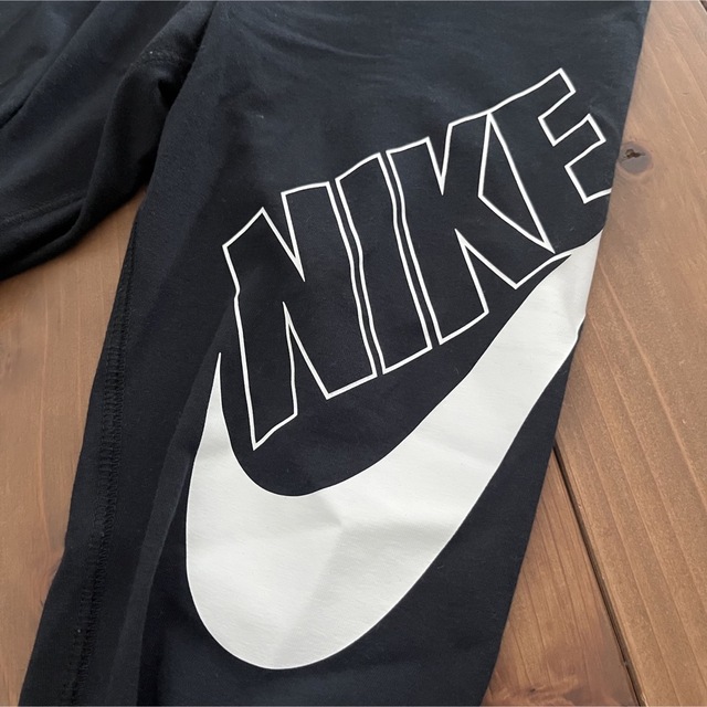 NIKE(ナイキ)のNIKE キッズ　ショート丈Tシャツ　レギンス セット　Mサイズ　140くらい キッズ/ベビー/マタニティのキッズ服女の子用(90cm~)(その他)の商品写真