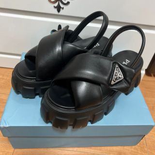 プラダ(PRADA)のPRADA サンダル 新品未使用(サンダル)