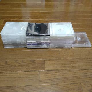 ●空きCD DVDケース　いろいろ５８枚(CD/DVD収納)