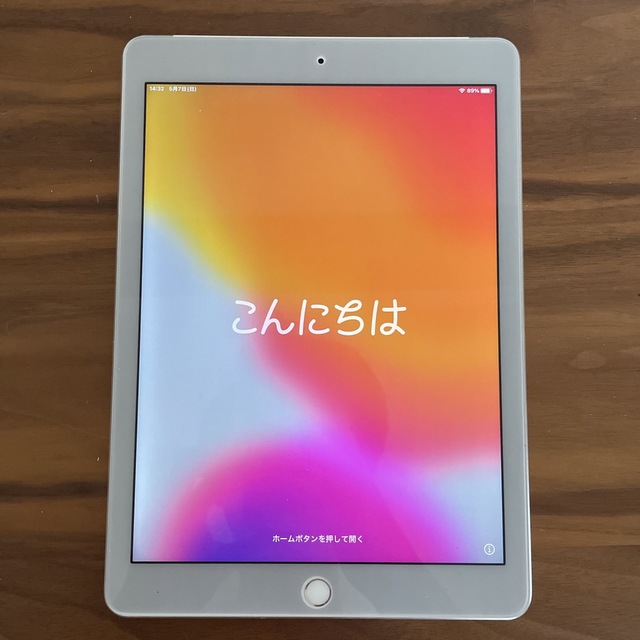 iPad Air2 WiFi+Cellularモデル 32GB シルバー