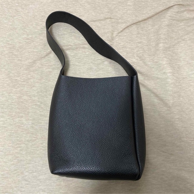 Aeta shoulder xs ブラック レディースのバッグ(トートバッグ)の商品写真