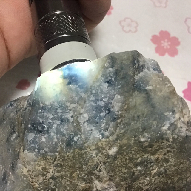 2021年春の 糸魚川翡翠 原石 コン沢(28)265g - poumonquebec.ca