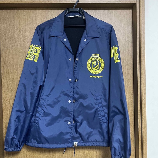 入手困難】A BATHING APE ナイロンジャケット ビッグロゴプリント 最終