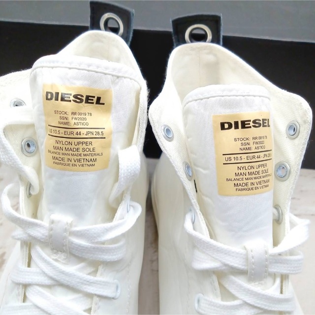 DIESEL(ディーゼル)の★NORI様専用★新品【diesel ディーゼル】メンズ スニーカー ホワイト メンズの靴/シューズ(スニーカー)の商品写真