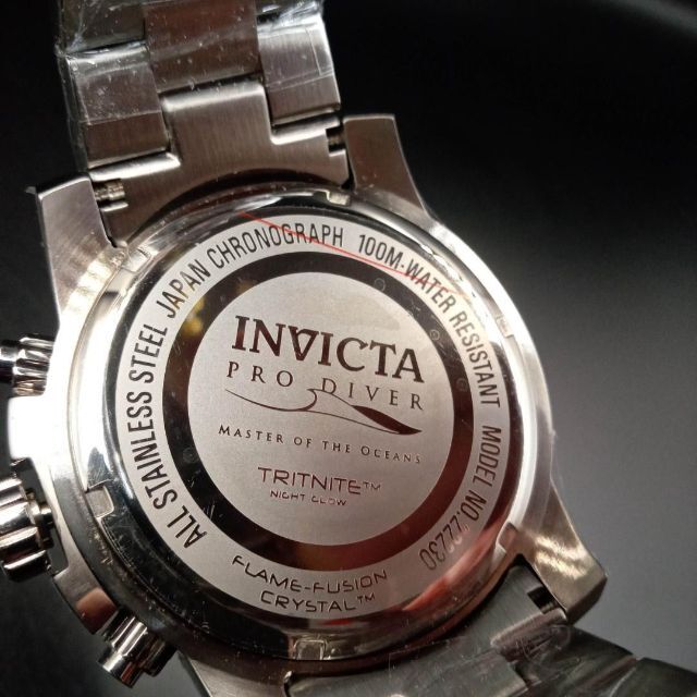 INVICTA(インビクタ)の【新品未使用】定価8万 INVICTA メンズ 腕時計 プロダイバー ブラック メンズの時計(腕時計(アナログ))の商品写真