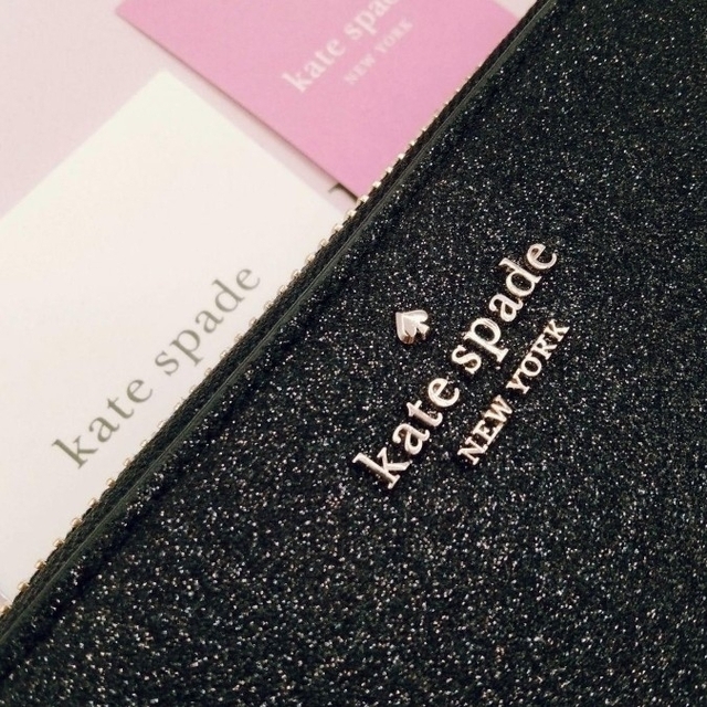 新品未使用タグ付　お値下げ！kate spade　グリッター　ブラック　長財布