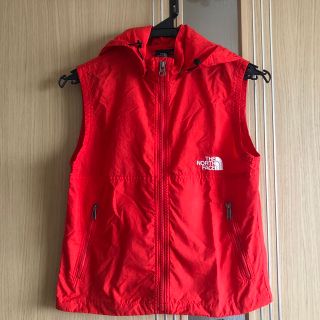 ザノースフェイス(THE NORTH FACE)のTHE NORTH FACE 130cm ベスト(フード付)(ジャケット/上着)