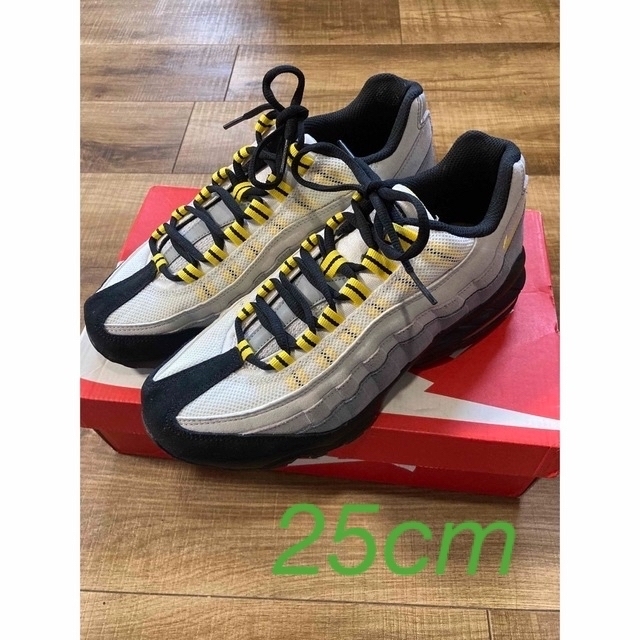 NIKE(ナイキ)の☆NIKE(ナイキ)★AIR MAX95エアマックス95★25cm☆ レディースの靴/シューズ(スニーカー)の商品写真