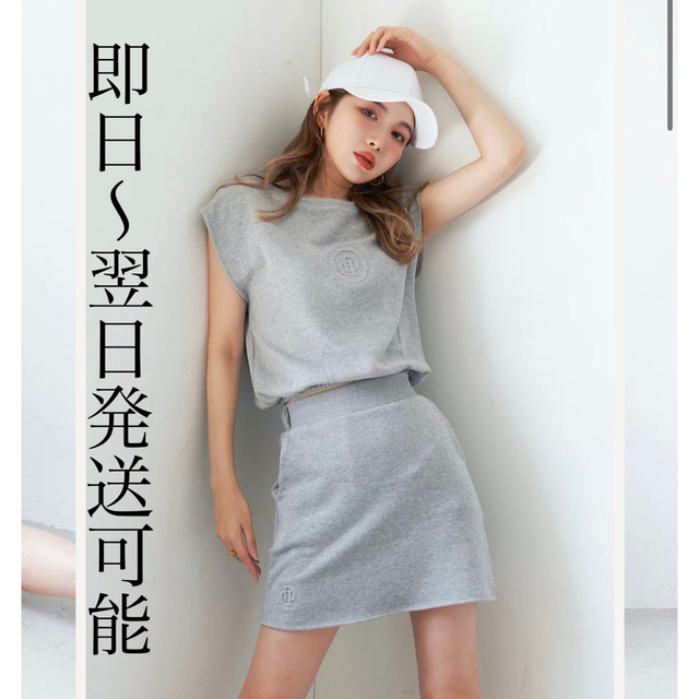 【即購入okです❣️】ダーリッチ エンボスポイントスウェット 上下セット | フリマアプリ ラクマ