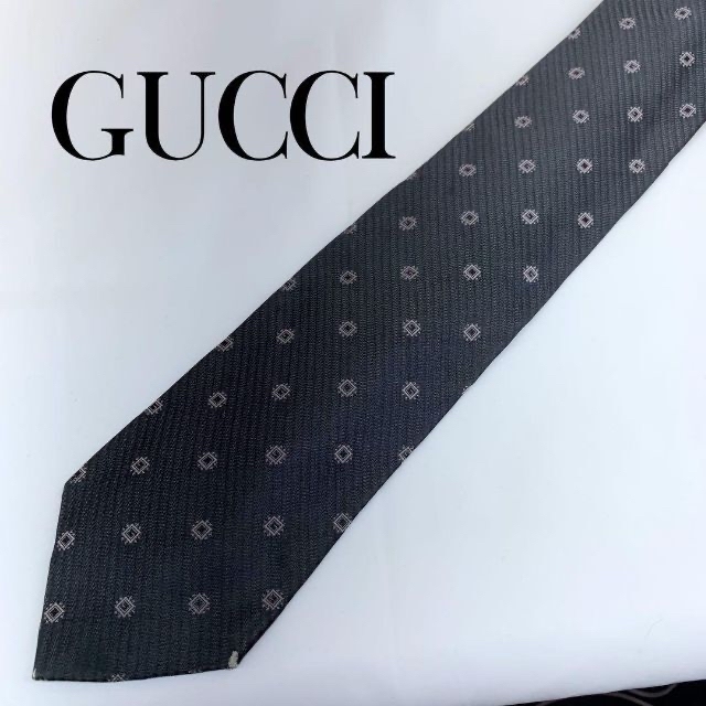 Gucci(グッチ)のJ52 GUCCI グッチ　ネクタイ メンズのファッション小物(ネクタイ)の商品写真