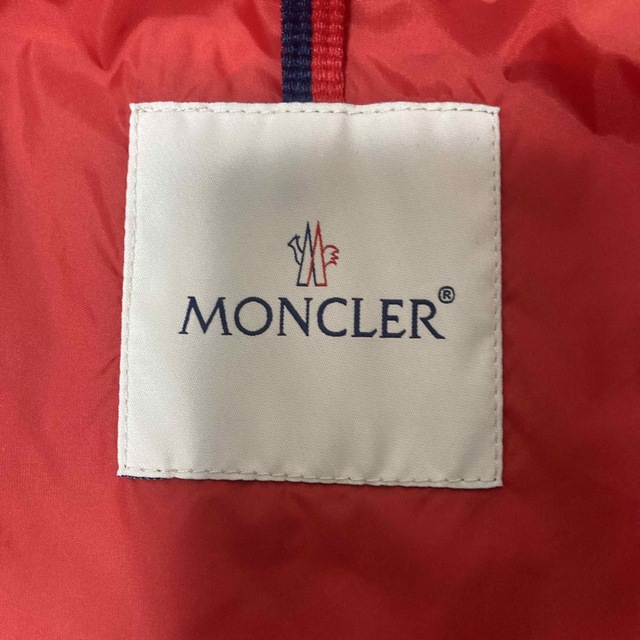 MONCLER(モンクレール)の最終！早い者勝ち！モンクレール　kids アウター　10year キッズ/ベビー/マタニティのキッズ服男の子用(90cm~)(ジャケット/上着)の商品写真