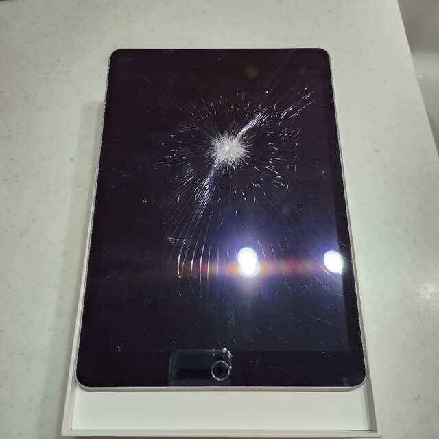 iPad9 64GB wifi モデル 第9世代 ジャンク - タブレット
