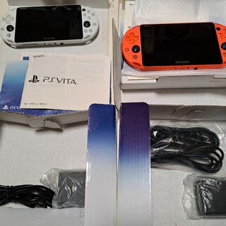 プレイステーションヴィータ(PlayStation Vita)のPSVITA 　本体　美品(携帯用ゲーム機本体)
