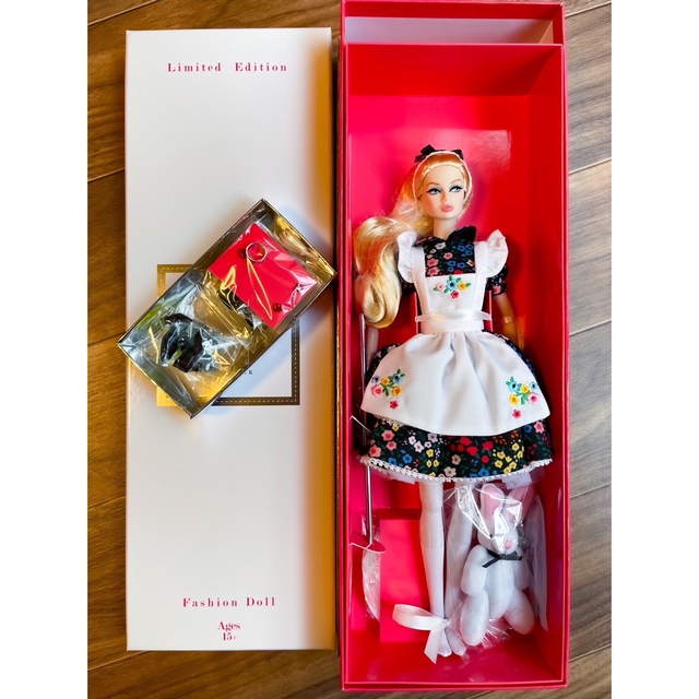 ポピーパーカー Poppy Parker SO CURIOUS ポピーパーカー Poppy Parker SO CURIOUS