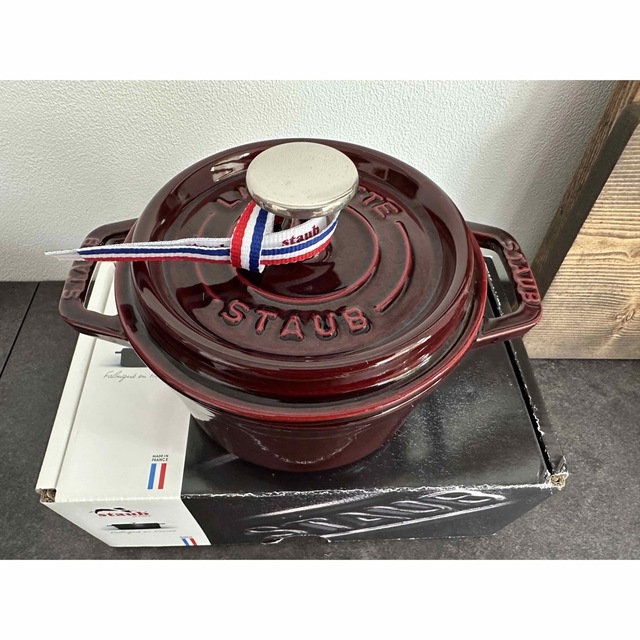 ラッピング対象外 少し難あり STAUB リネン ピコ・ココット ラウンド