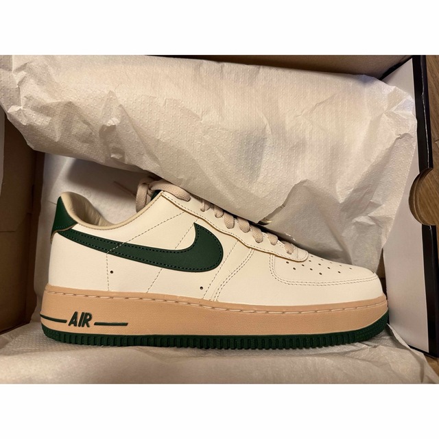 NIKE(ナイキ)のNike WMNS Air Force 1 Low 27.5 メンズの靴/シューズ(スニーカー)の商品写真