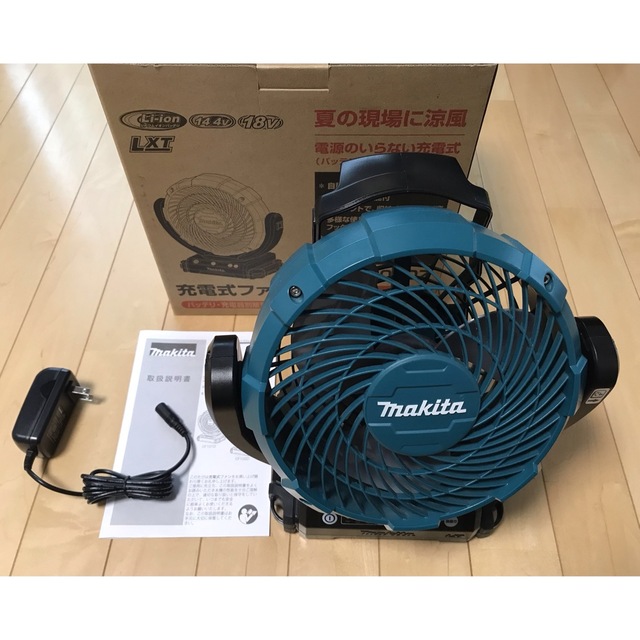 Makita(マキタ)のマキタ  充電式ファン　CF102DZ スポーツ/アウトドアのアウトドア(その他)の商品写真