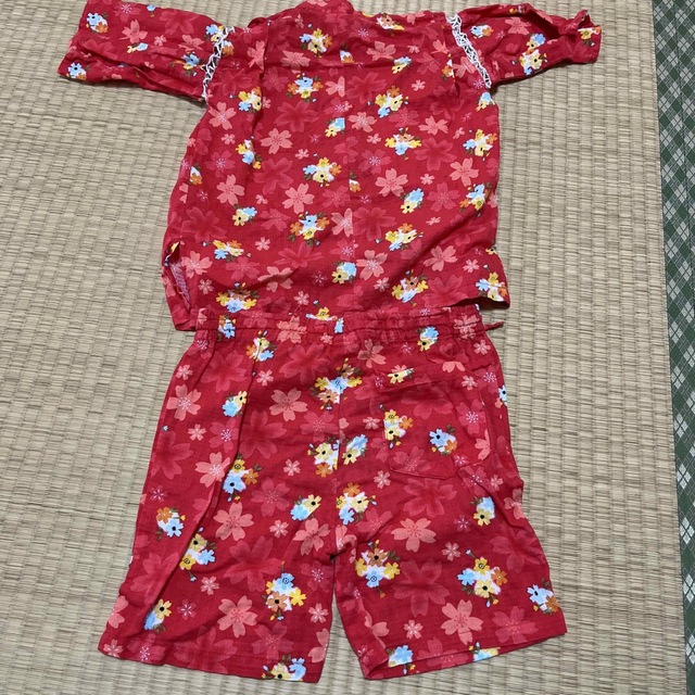 甚平　100ー110 キッズ/ベビー/マタニティのキッズ服女の子用(90cm~)(甚平/浴衣)の商品写真