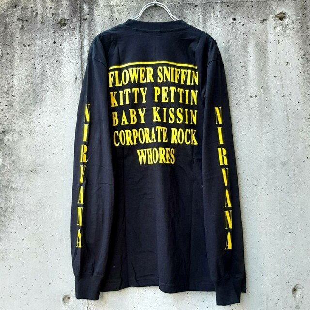 ONE OK ROCK(ワンオクロック)のXXL/長袖T nirvana スマイル メンズのトップス(Tシャツ/カットソー(七分/長袖))の商品写真