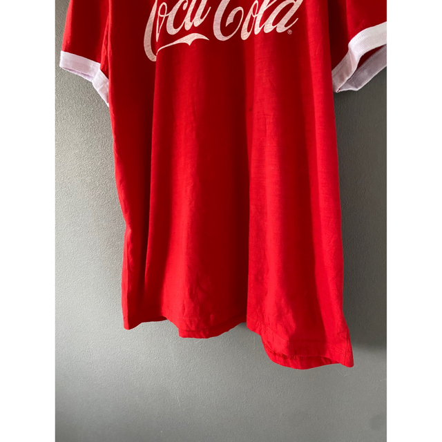 古着 ビンテージ コカコーラ ロゴ  赤 Tシャツ レディースのトップス(Tシャツ(半袖/袖なし))の商品写真