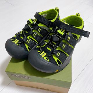 キーン(KEEN)のKEEN Newport H2 サンダル ブラック×イエロー 19.5cm(サンダル)