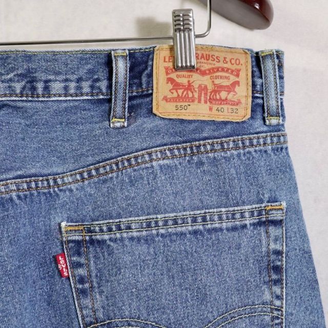 Levi's(リーバイス)のリーバイス　550 デニムパンツ　W40 L32 ワイドテーパード メンズのパンツ(デニム/ジーンズ)の商品写真