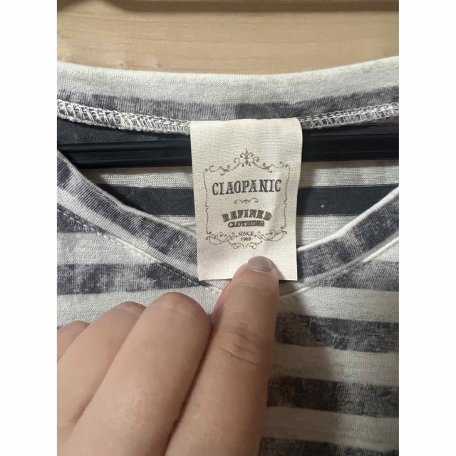 Ciaopanic(チャオパニック)のCIAOPANIC トップス　カットソー　Tシャツ　半袖　Ｖネック　ボーダー レディースのトップス(Tシャツ(半袖/袖なし))の商品写真
