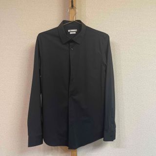 ザラ(ZARA)のシャツ　ブラック(シャツ)