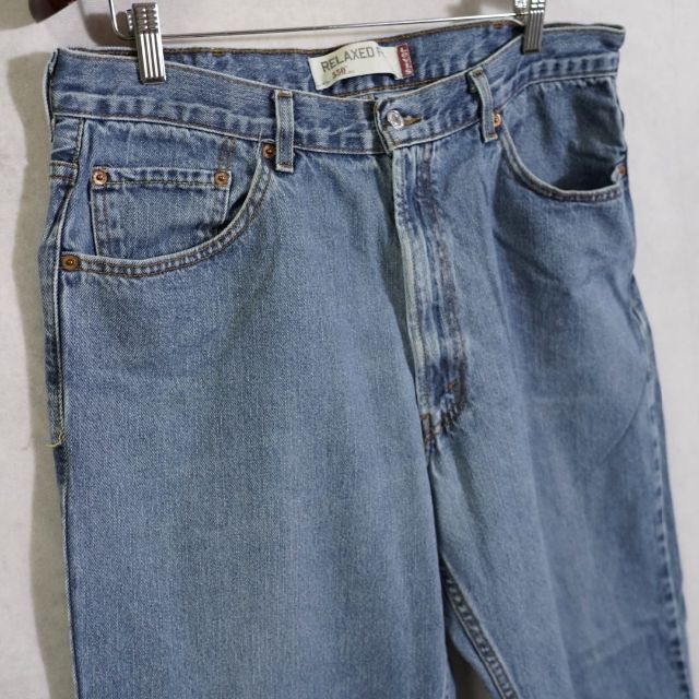 Levi's(リーバイス)のリーバイス　550 デニムパンツ　W40 L32 ワイドテーパード メンズのパンツ(デニム/ジーンズ)の商品写真