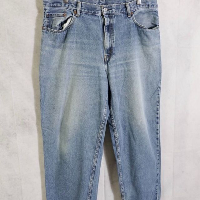 Levi's(リーバイス)のリーバイス　550 デニムパンツ　W38 L30 ワイドテーパード メンズのパンツ(デニム/ジーンズ)の商品写真