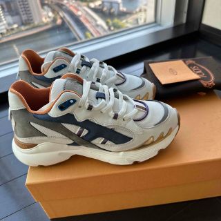 トッズ 革 スニーカー(レディース)の通販 21点 | TOD'Sのレディースを