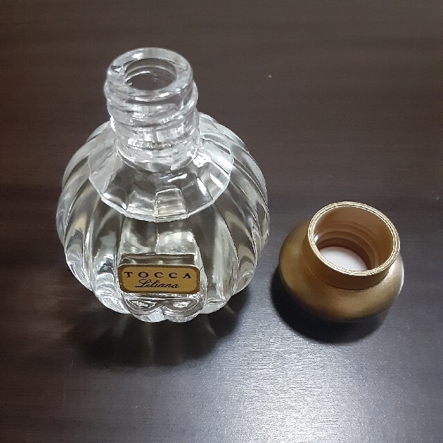 TOCCA(トッカ)のTOCCA　ミニオードパルファム　リリアナの香り　15ml コスメ/美容の香水(香水(女性用))の商品写真