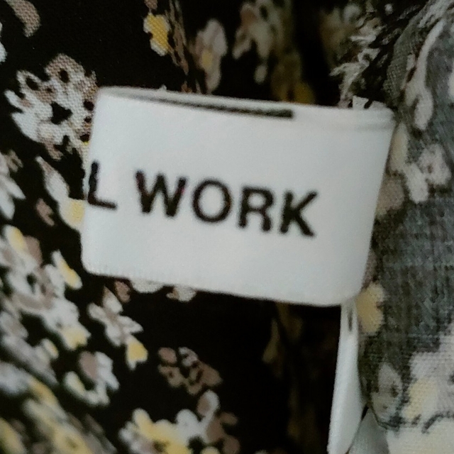 GLOBAL WORK(グローバルワーク)のGLOBAL WORK　花柄半袖ワンピース　Ｌサイズ レディースのワンピース(ロングワンピース/マキシワンピース)の商品写真