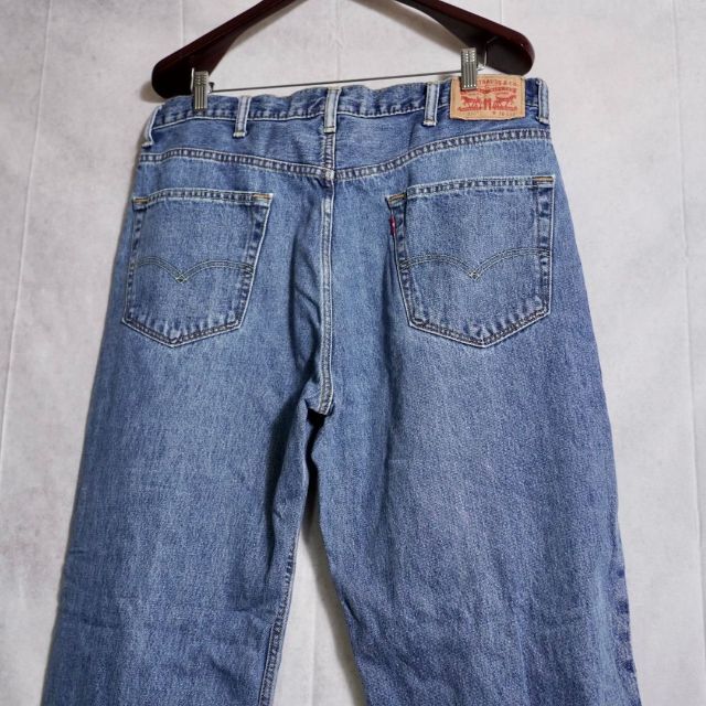 Levi's(リーバイス)のリーバイス　550 デニムパンツ　W38 L32 ワイドテーパード メンズのパンツ(デニム/ジーンズ)の商品写真