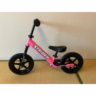 ストライダ(STRIDA)の日本正規品　ストライダー　ピンク(自転車)