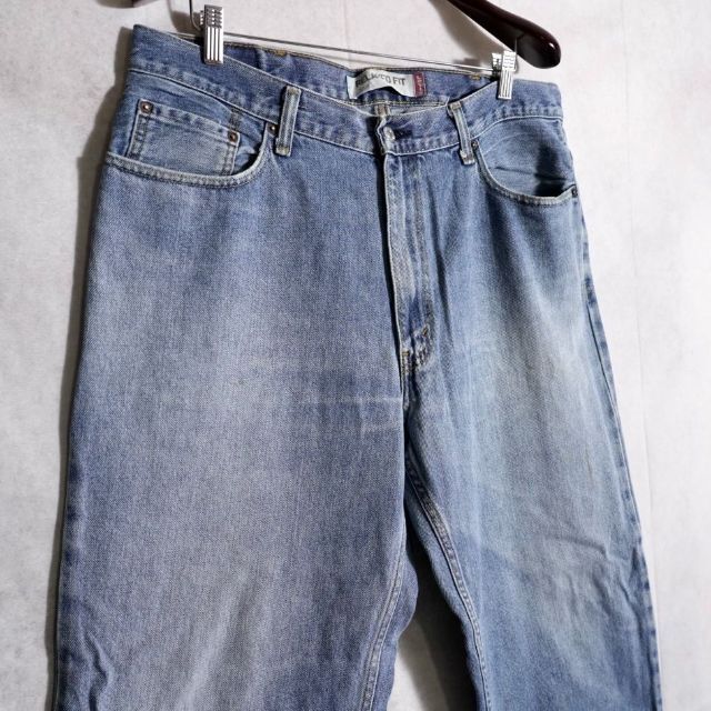 Levi's(リーバイス)のリーバイス　550 デニムパンツ　W38 L30 ワイドテーパード　メキシコ製 メンズのパンツ(デニム/ジーンズ)の商品写真