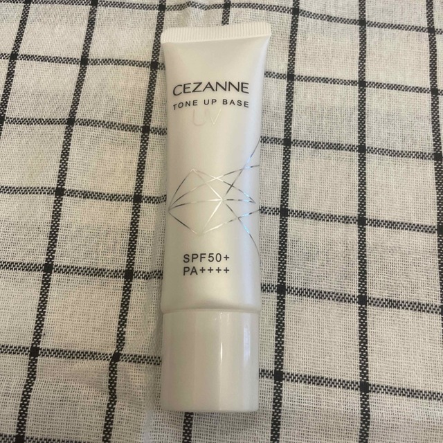 CEZANNE（セザンヌ化粧品）(セザンヌケショウヒン)のUVトーンアップベース / ホワイト コスメ/美容のベースメイク/化粧品(化粧下地)の商品写真