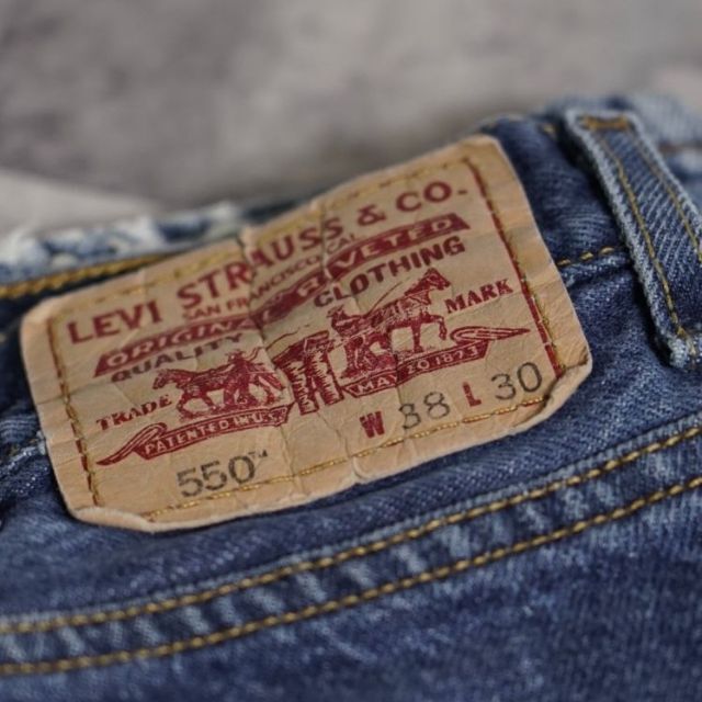 Levi's(リーバイス)のリーバイス　550 デニムパンツ　W38 L30 メキシコ製 ワイドテーパード メンズのパンツ(デニム/ジーンズ)の商品写真