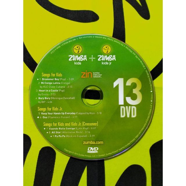 Zumba(ズンバ)のZUMBA ズンバ KIDS 13 キッズ ジュニア CD & DVD エンタメ/ホビーのDVD/ブルーレイ(スポーツ/フィットネス)の商品写真