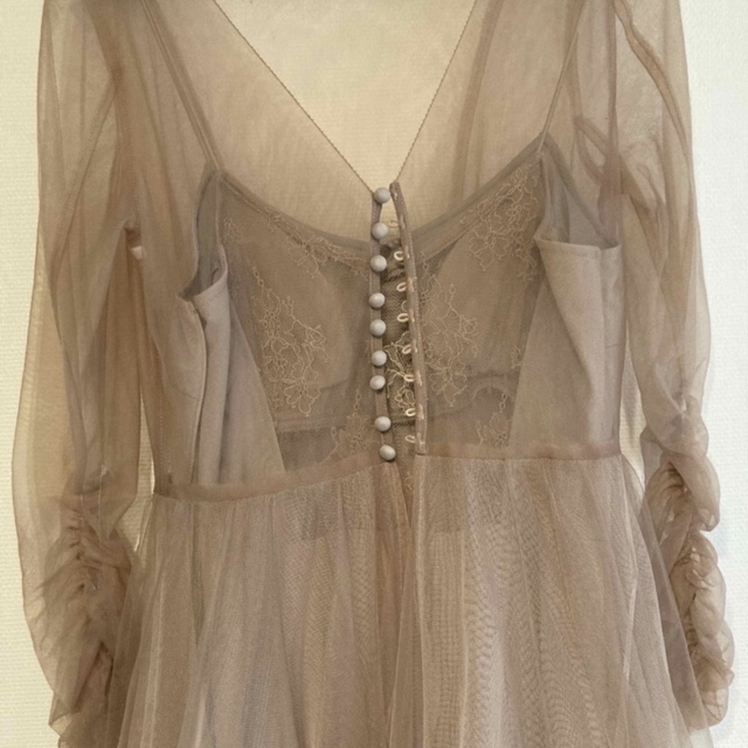 SNIDEL(スナイデル)のバックレースチュールロングワンピース レディースのフォーマル/ドレス(ミディアムドレス)の商品写真