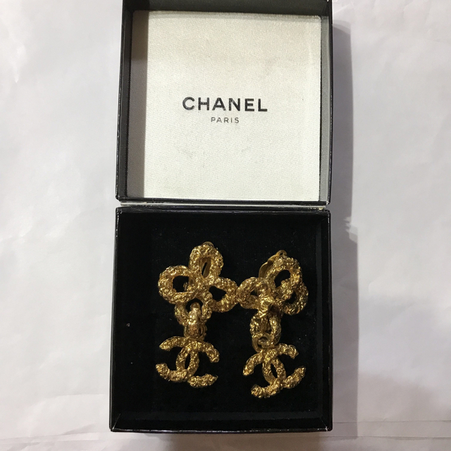 CHANEL(シャネル)のシャネル　溶岩　イヤリング　ヴィンテージ レディースのアクセサリー(イヤリング)の商品写真