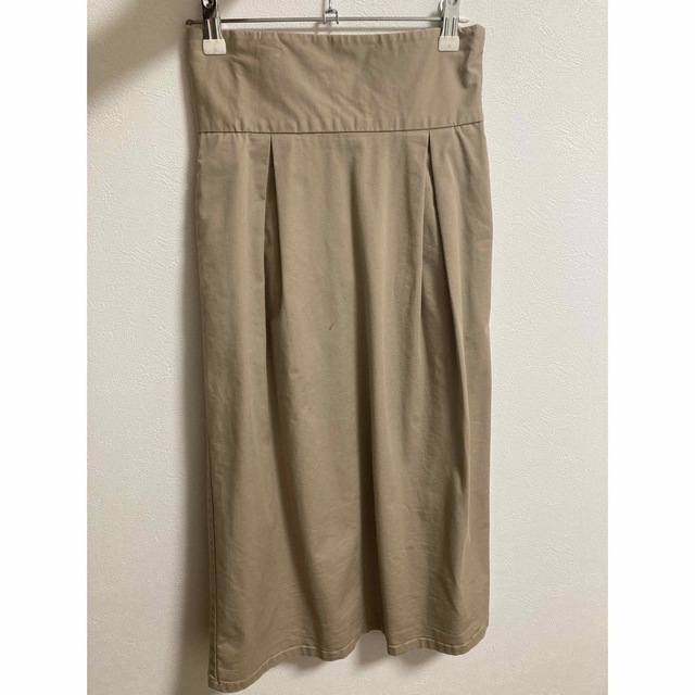 GU(ジーユー)のGU ベージュスカート  レディースのスカート(ひざ丈スカート)の商品写真