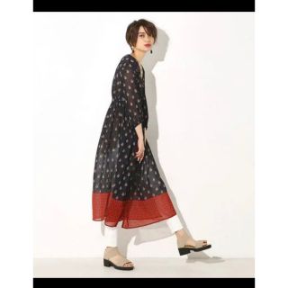 マウジー(moussy)のmoussy ペイズリー柄ガウンワンピース(ロングワンピース/マキシワンピース)